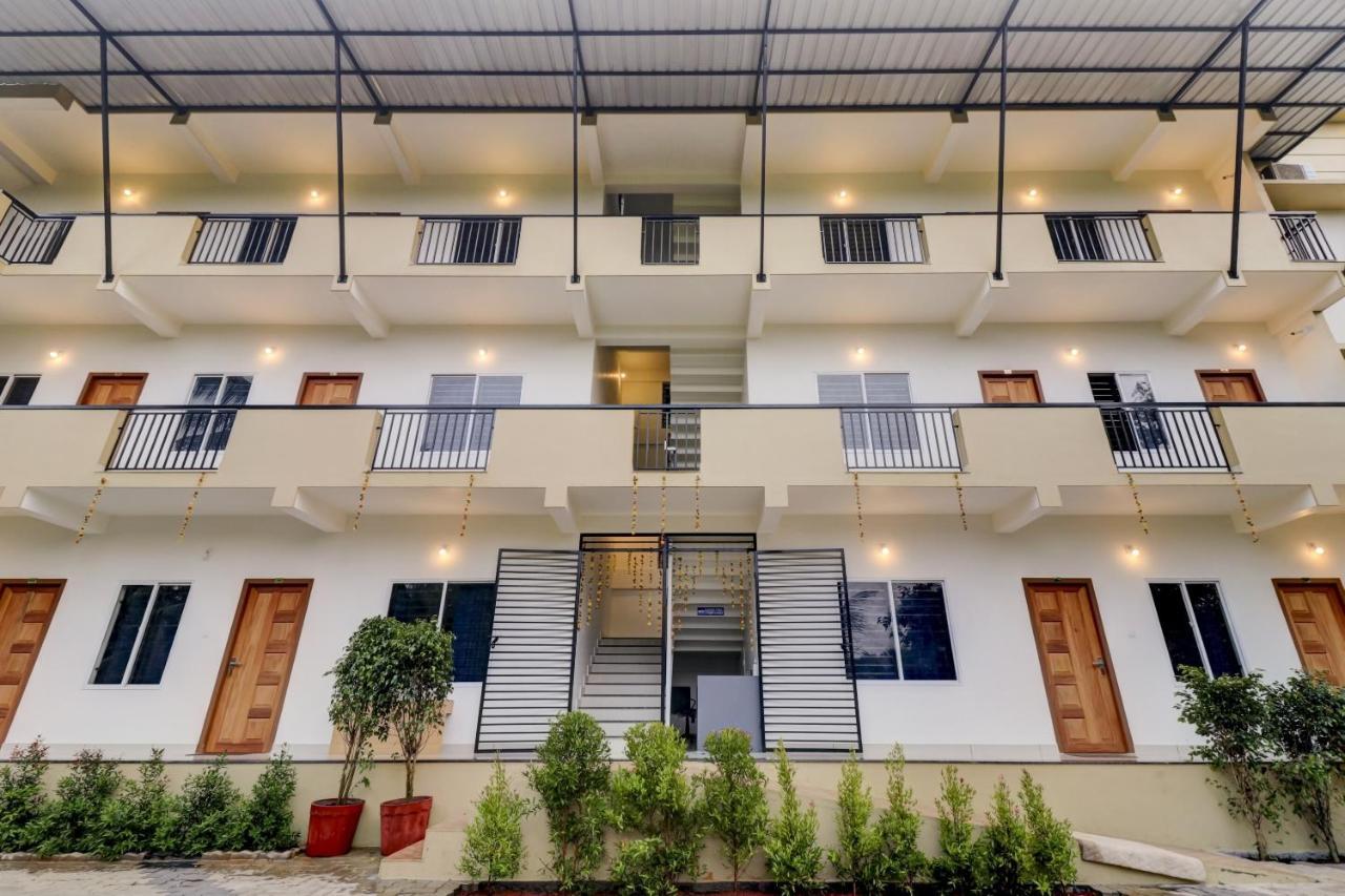 Oyo Home 78041 Luxurious Stay Sastha Homes Calecute Exterior foto